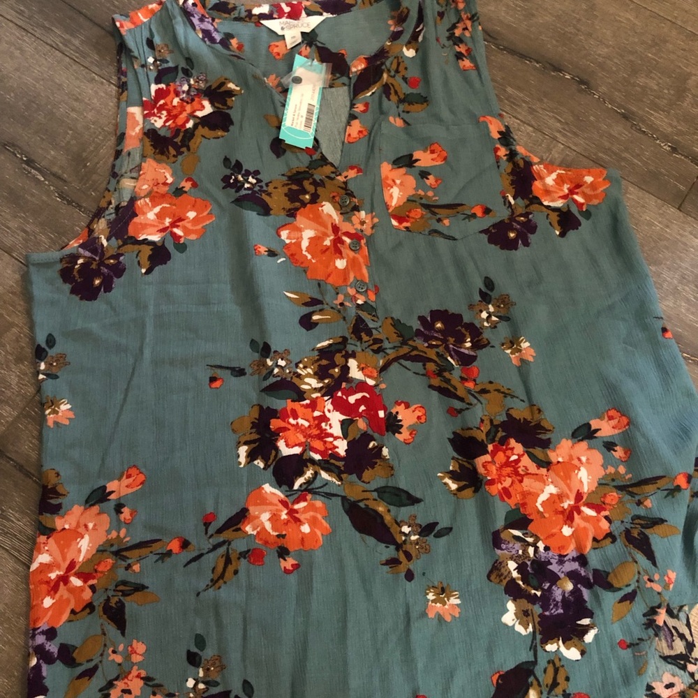 NWT Market and Spruce sleeveless top